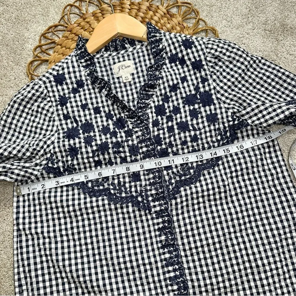 J.Crew Embroidered Indigo Crinkled Gingham Short Sleeve Navy White Top Cotton XS